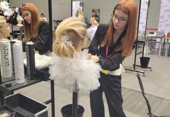 Uczennica naszej szkoły Patrycja Lis uczestniczką JUST BEAUTY CMC 2026